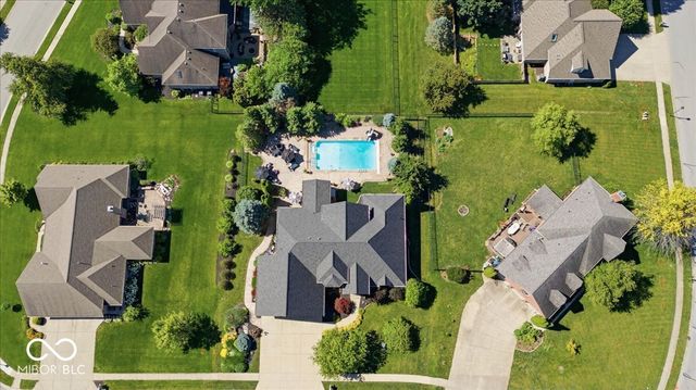 1918 Thistle Court, Avon, IN 46123