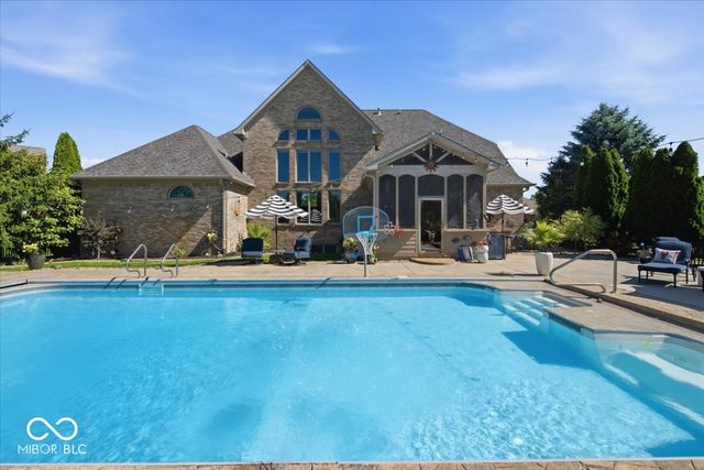1918 Thistle Court, Avon, IN 46123