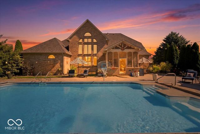1918 Thistle Court, Avon, IN 46123
