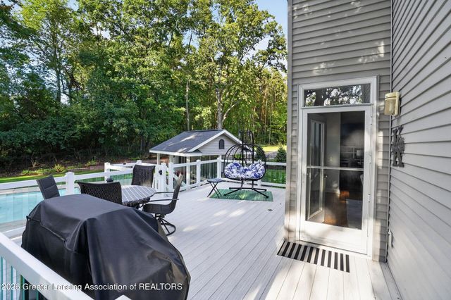 16480 Sanctuary Circle, East Lansing, MI 48823