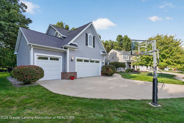 16480 Sanctuary Circle, East Lansing, MI 48823
