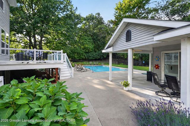 16480 Sanctuary Circle, East Lansing, MI 48823