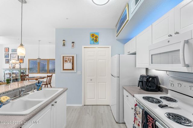 5673 Star Rush Drive 203, Melbourne, FL 32940