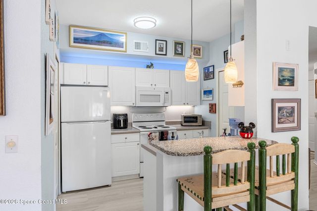 5673 Star Rush Drive 203, Melbourne, FL 32940