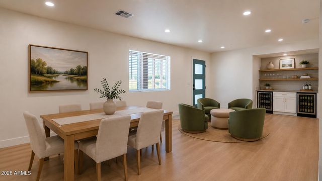 1707 W HIGHLAND Avenue, Phoenix, AZ 85015