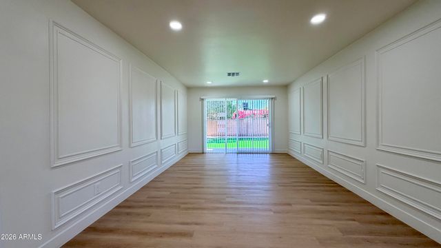 1707 W HIGHLAND Avenue, Phoenix, AZ 85015
