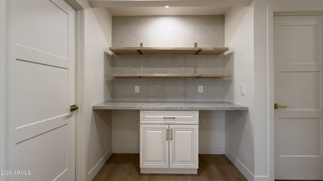 1707 W HIGHLAND Avenue, Phoenix, AZ 85015