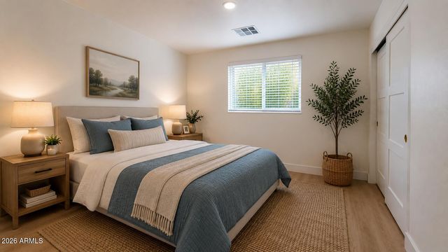 1707 W HIGHLAND Avenue, Phoenix, AZ 85015