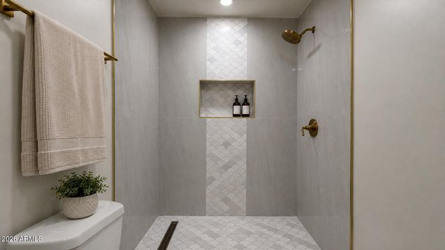 1707 W HIGHLAND Avenue, Phoenix, AZ 85015