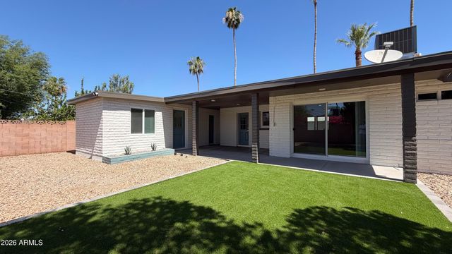 1707 W HIGHLAND Avenue, Phoenix, AZ 85015