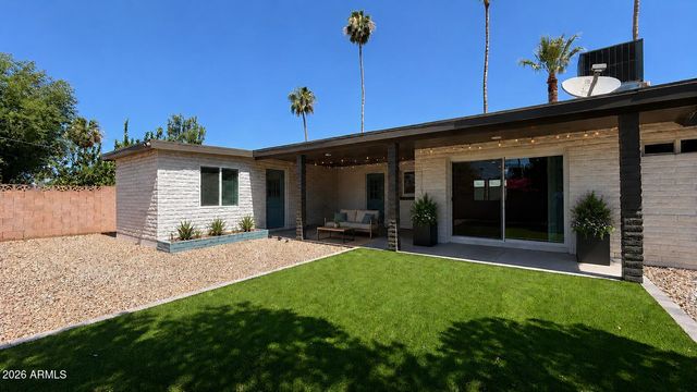 1707 W HIGHLAND Avenue, Phoenix, AZ 85015