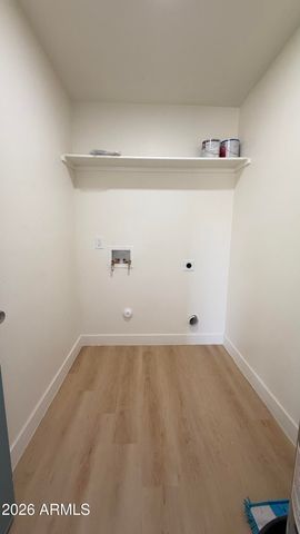 1707 W HIGHLAND Avenue, Phoenix, AZ 85015