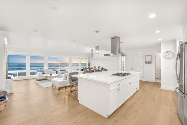 204 Shoreview Avenue, Pacifica, CA 94044