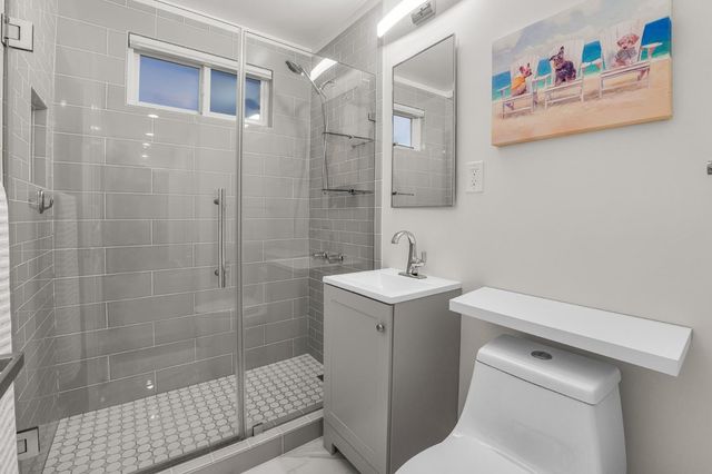 204 Shoreview Avenue, Pacifica, CA 94044