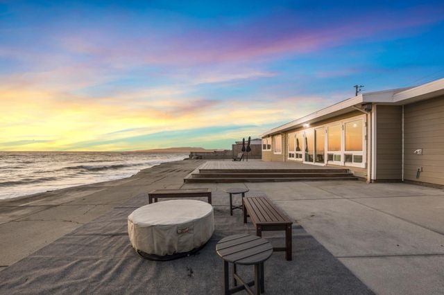 204 Shoreview Avenue, Pacifica, CA 94044