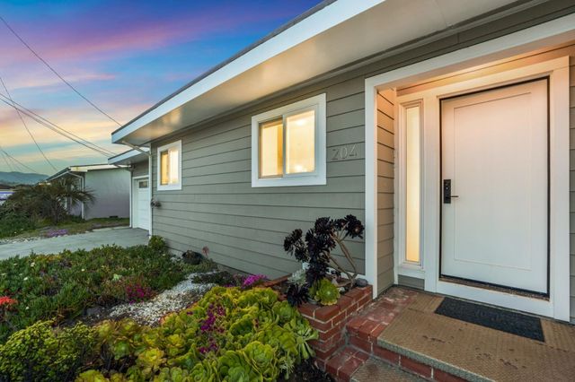 204 Shoreview Avenue, Pacifica, CA 94044