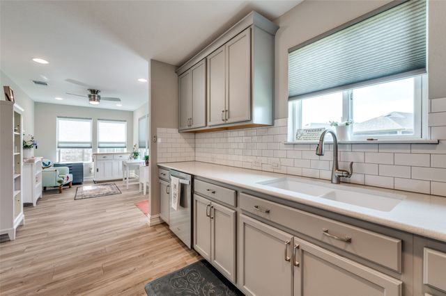 1232 Bright Stars Drive, Little Elm, TX 76227