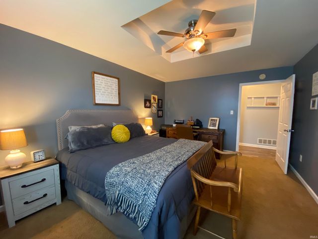 628 Fellowship Drive, Bedford, IN 47421