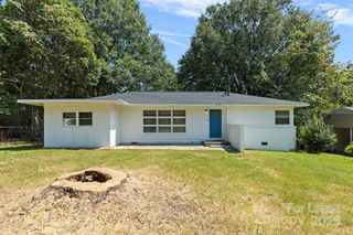 1022 Green Circle Drive, Gastonia, NC 28054