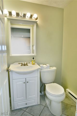 1756 Penny Lane, Youngstown, OH 44515