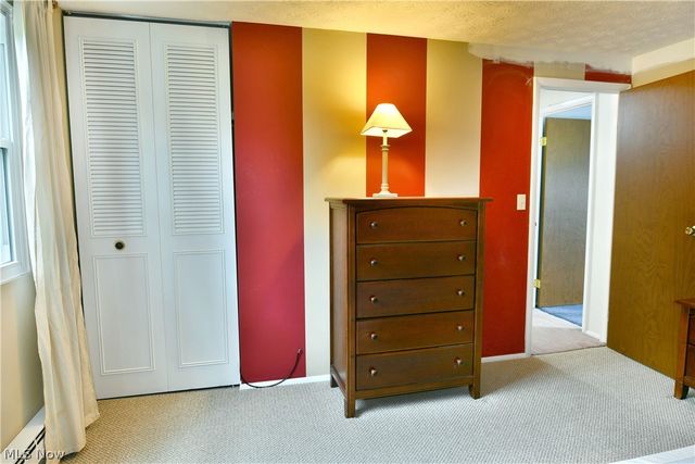 1756 Penny Lane, Youngstown, OH 44515