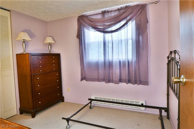 1756 Penny Lane, Youngstown, OH 44515