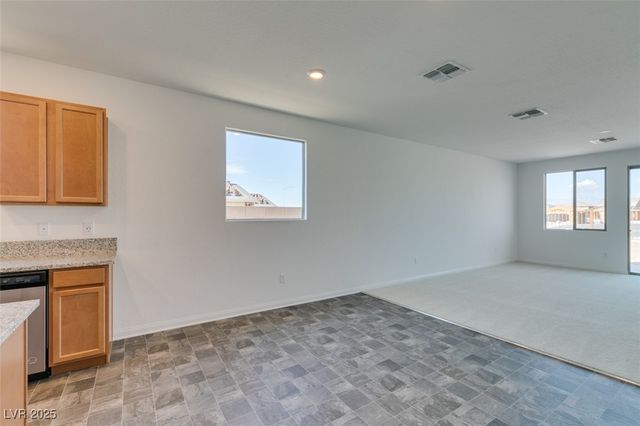6823 Laguna Blanca Street, North Las Vegas, NV 89086
