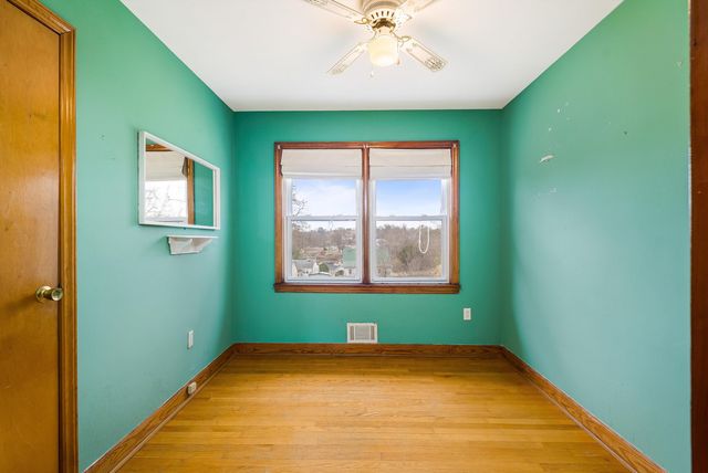 2110 ORANGE ST, Staunton, VA 24401