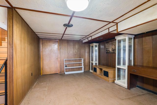 2110 ORANGE ST, Staunton, VA 24401