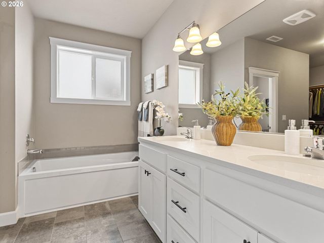 12216 Ne 109TH St, Vancouver, WA 98682