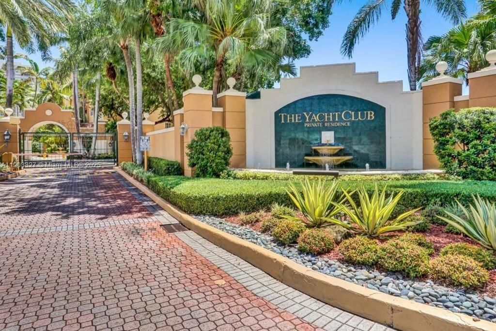 19655 E Country Club Dr 6602, Aventura, FL 33180