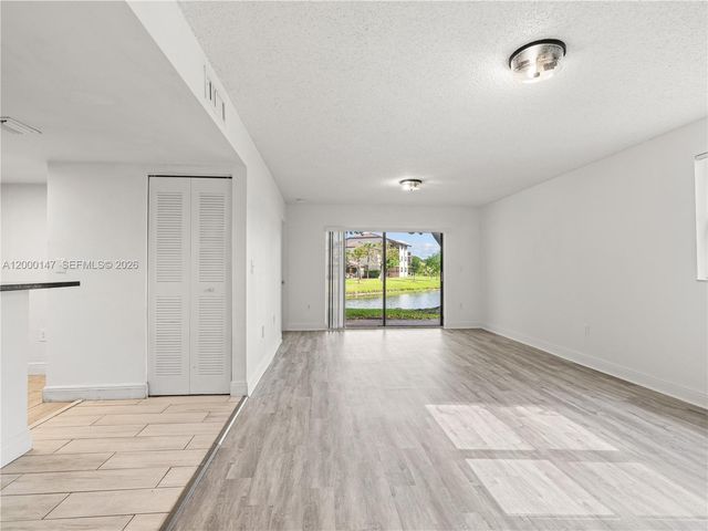 9821 Nob Hill Ct 9821, Sunrise, FL 33351