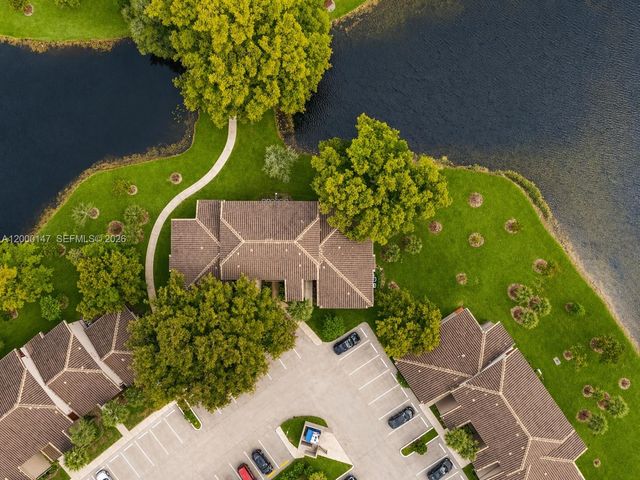 9821 Nob Hill Ct 9821, Sunrise, FL 33351