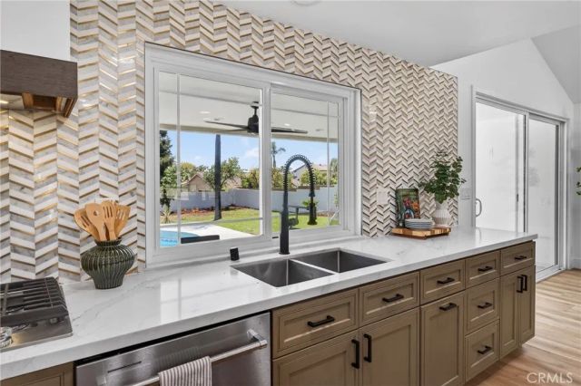 252 W 19th Street, Upland, CA 91784