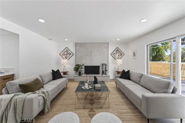 252 W 19th Street, Upland, CA 91784