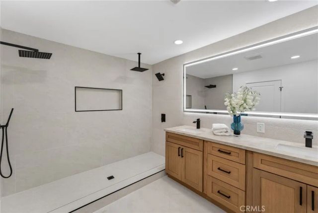 252 W 19th Street, Upland, CA 91784