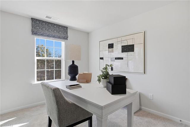 1802 Pheasant Trace Circle, Kernersville, NC 27284