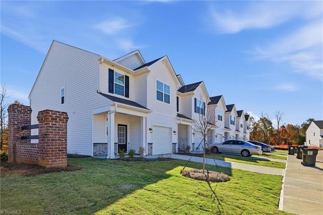 1802 Pheasant Trace Circle, Kernersville, NC 27284