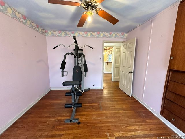 223 Nash Blvd, San Antonio, TX 78223
