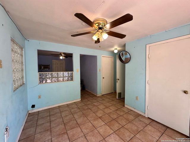 223 Nash Blvd, San Antonio, TX 78223