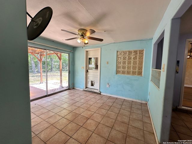 223 Nash Blvd, San Antonio, TX 78223