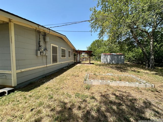 223 Nash Blvd, San Antonio, TX 78223