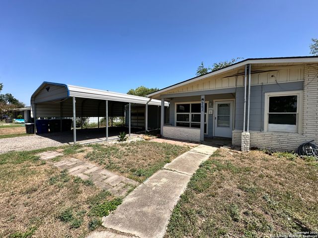 223 Nash Blvd, San Antonio, TX 78223