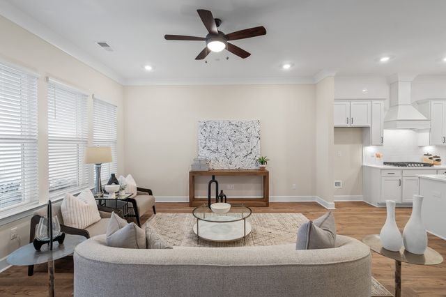 460 Buckwood Avenue, W, Thompsons Station, TN 37179