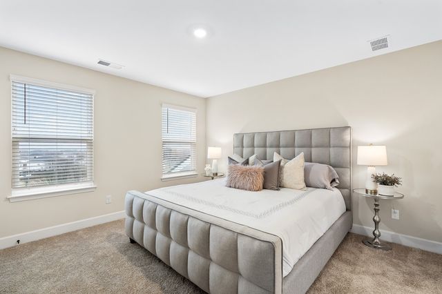 460 Buckwood Avenue, W, Thompsons Station, TN 37179