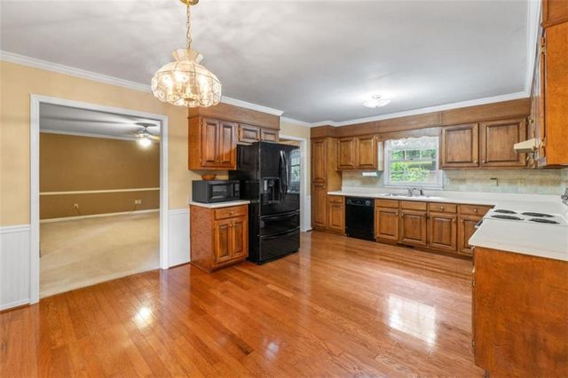 2436 Thompson Mill Road, Gainesville, GA 30506