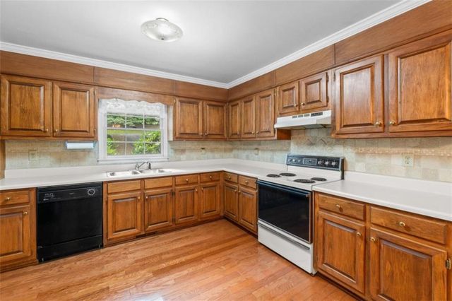 2436 Thompson Mill Road, Gainesville, GA 30506