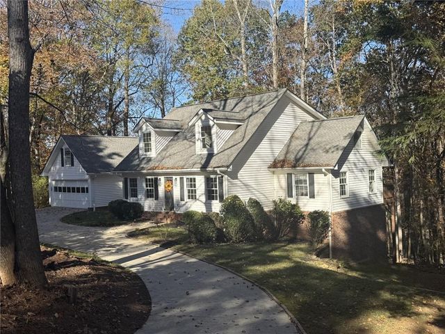 2436 Thompson Mill Road, Gainesville, GA 30506