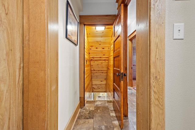 E721 COUNTY ROAD MM, Iola, WI 54945