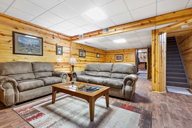 E721 COUNTY ROAD MM, Iola, WI 54945